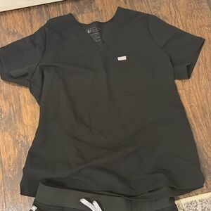 Figs black top and bottom large